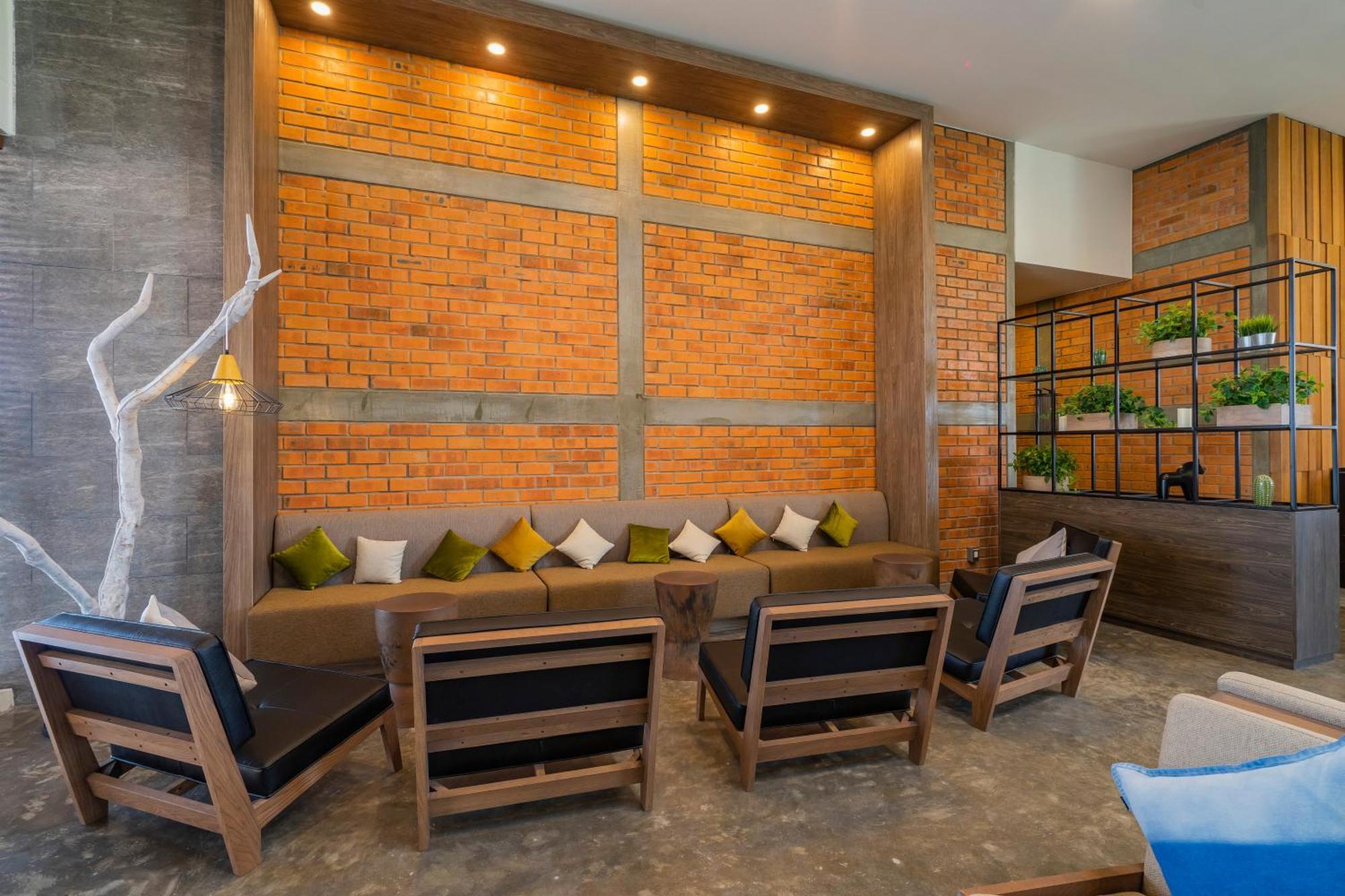 Super Hotel Thilawa Yangon Esterno foto